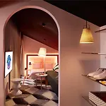 Hotel Mama Shelter