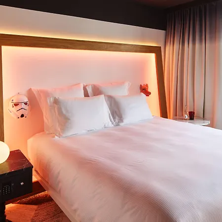 Mama Shelter Hotel *