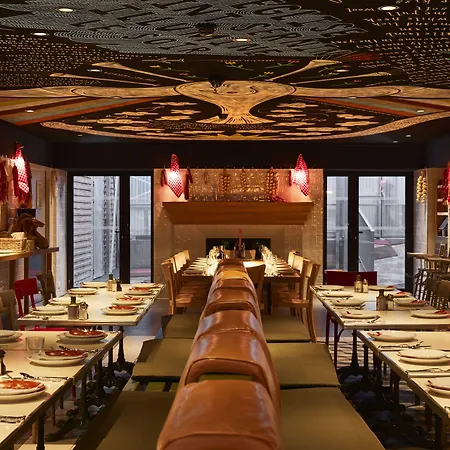 Mama Shelter Hotel *