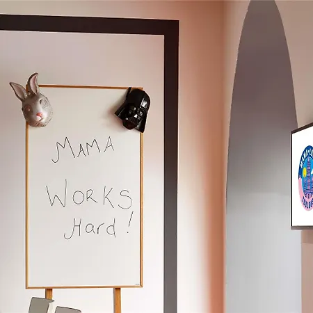 Mama Shelter Hotel