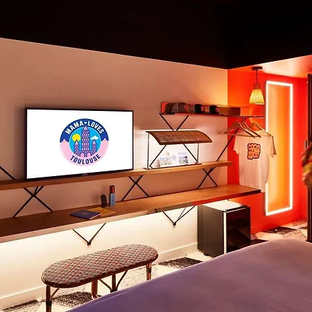 Mama Shelter Hotel *