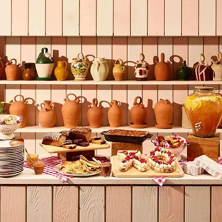 Mama Shelter Hotel *