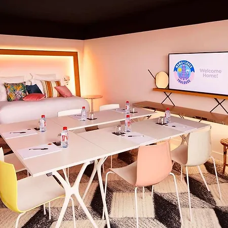 Hotel Mama Shelter